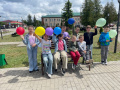Школьники весело встретили лето